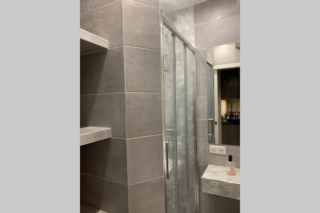 Charming Saint Germain Odeon Luxembourg Apartment Paris Bagian luar foto
